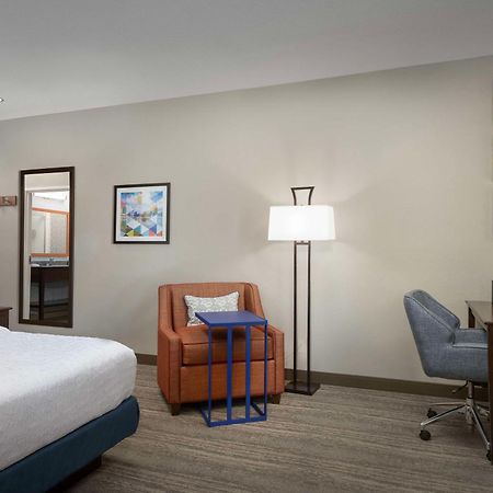 Hampton Inn & Suites Huntsville Research Park Area Buitenkant foto