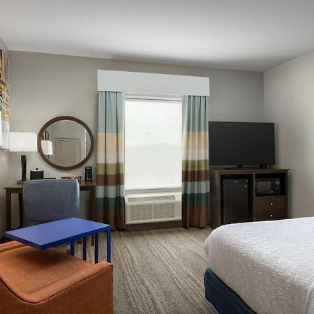 Hampton Inn & Suites Huntsville Research Park Area Buitenkant foto
