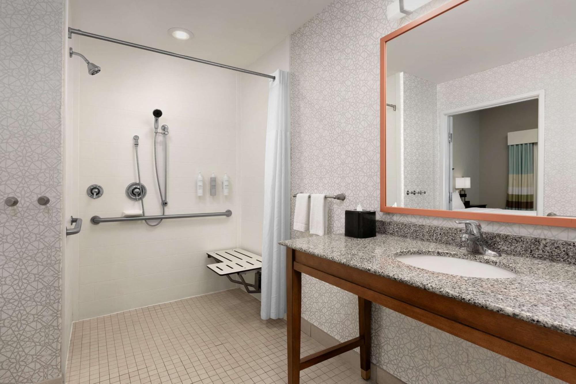 Hampton Inn & Suites Huntsville Research Park Area Buitenkant foto