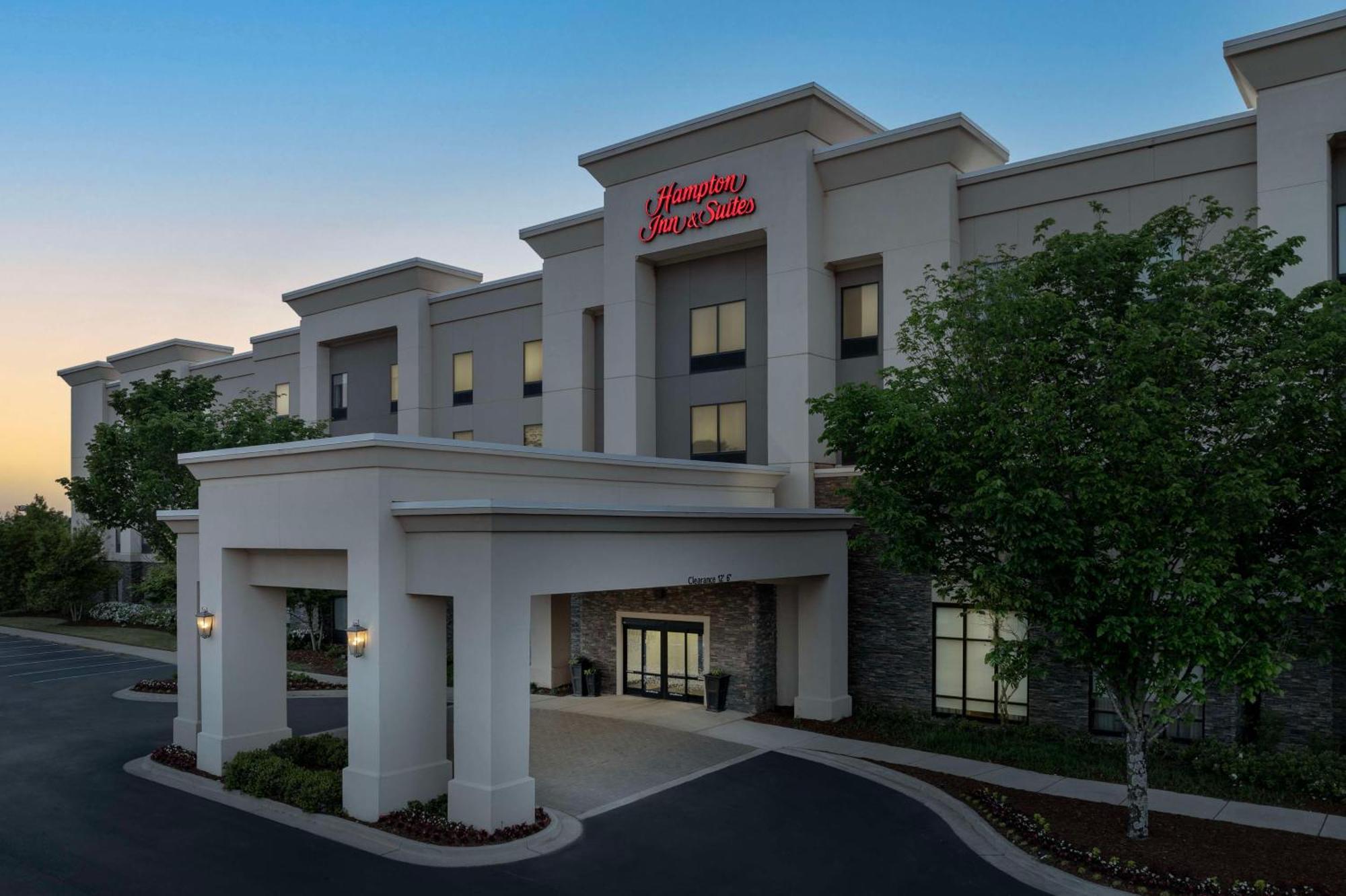 Hampton Inn & Suites Huntsville Research Park Area Buitenkant foto